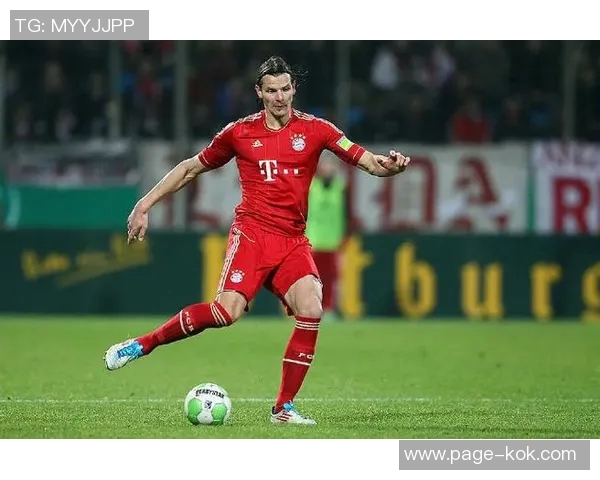 范比滕称赞拜仁阵容实力强大德甲冠军几乎在握