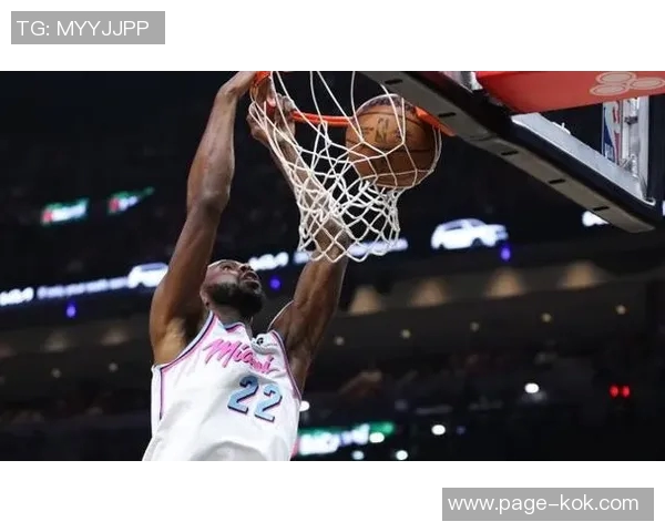 黄蜂首节三分球火力全开轰39分领先爵士14分展现强大实力