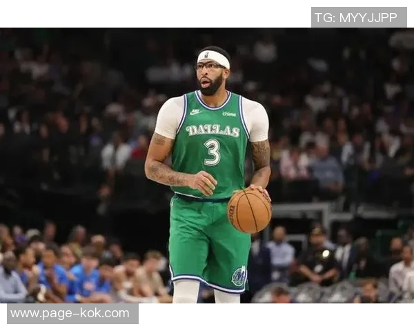 安东尼戴维斯愿意在本赛季继续留队消息人士透露球队稳定性增强 安东尼戴维斯愿意在本赛季继续留队消息人士透露球队稳定性增强